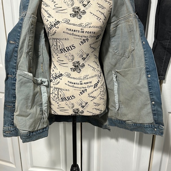 Women’s Free People Destroyed Long and Lean Trucker Jacket - Picture 7 of 15